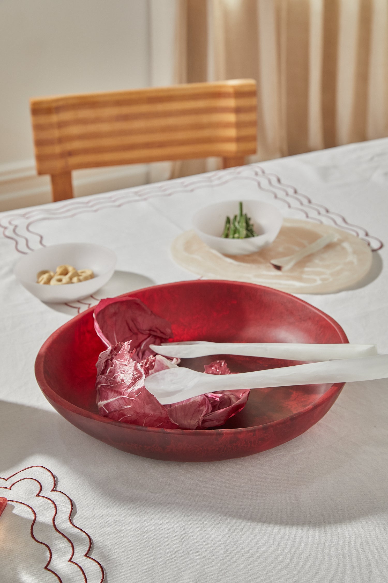 Salad Bowl, Rouge